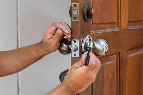 How to Prevent Lock Issues with Expert Locksmith Maintenance Tips