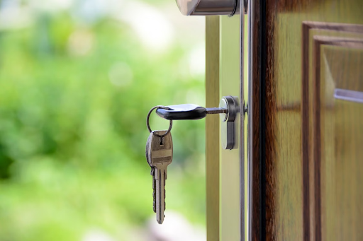 Mobile vs. In-Shop Locksmith Service in Hampton Roads